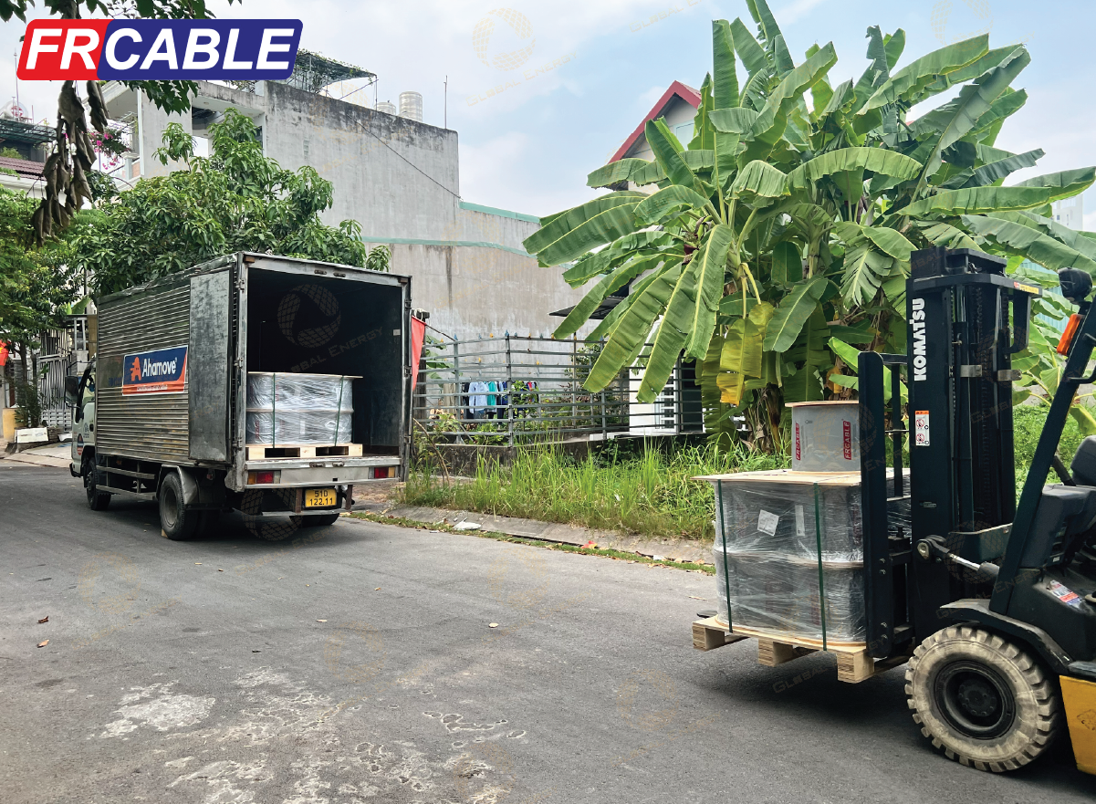 dây cáp năng lượng mặt trời